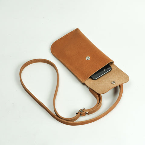 Missouri Tan Leather Neck Pouch